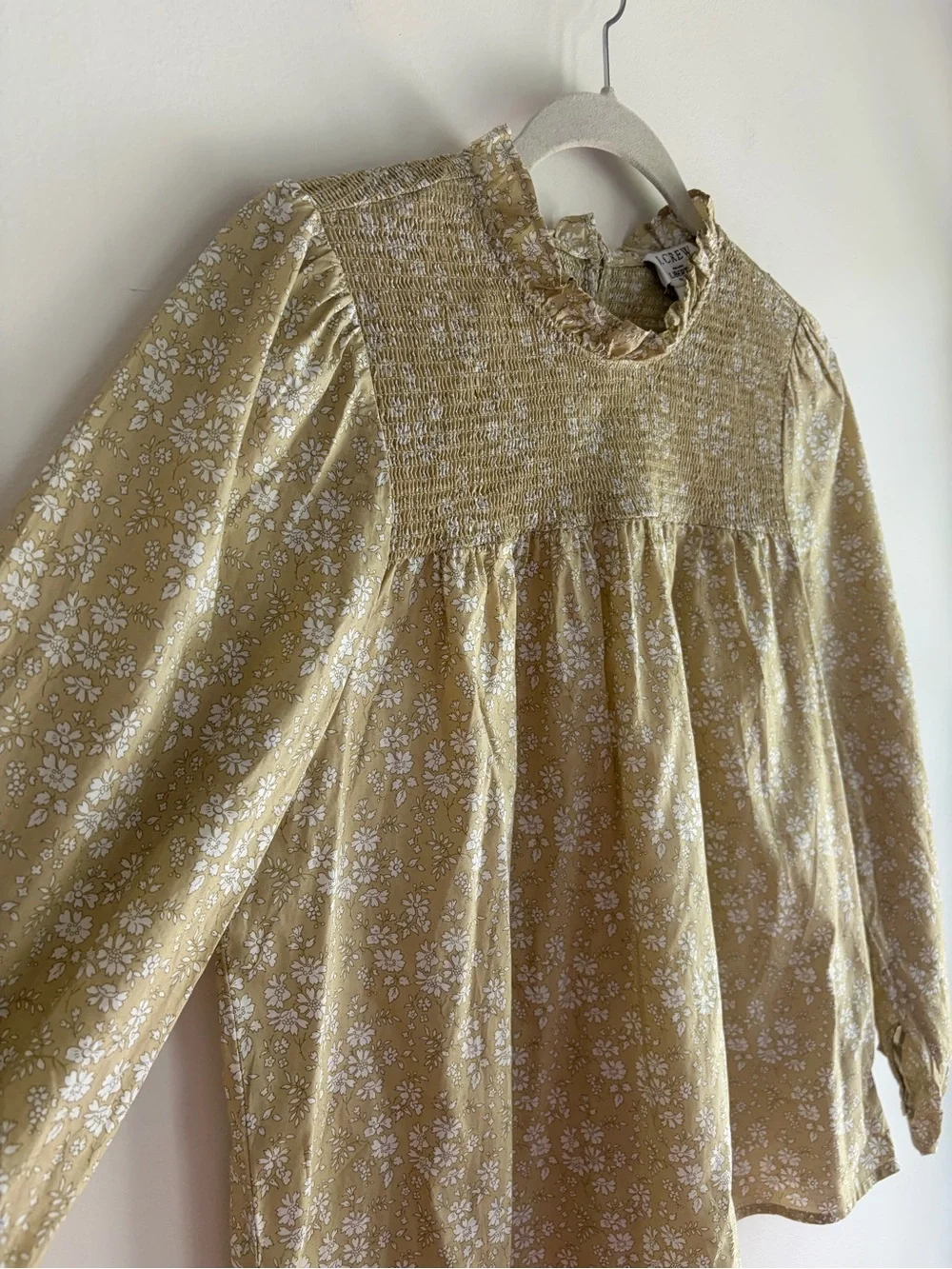 J. Crew Liberty 100% Cotton Beige Floral Smocked Elastic Ruffle Blouse Size M